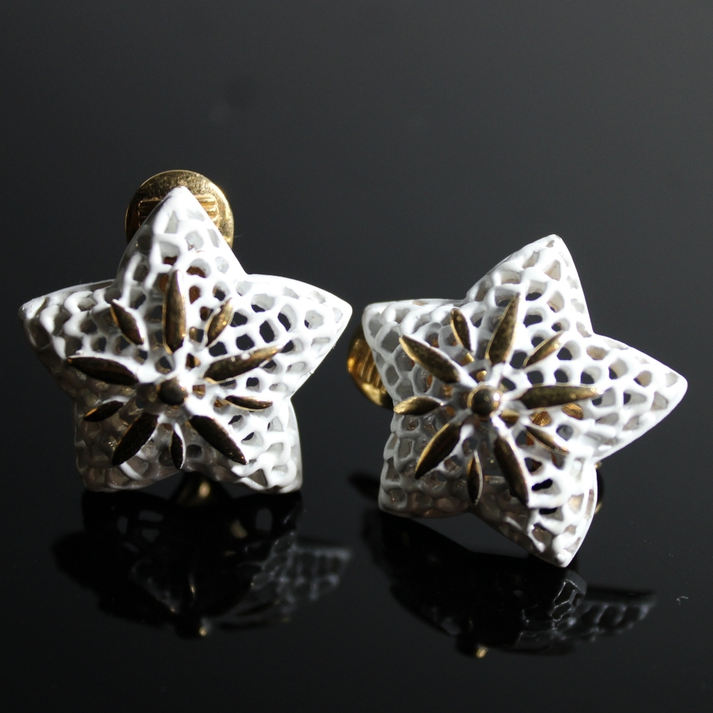 Vintage White enamel Monet open work star clip on earrings